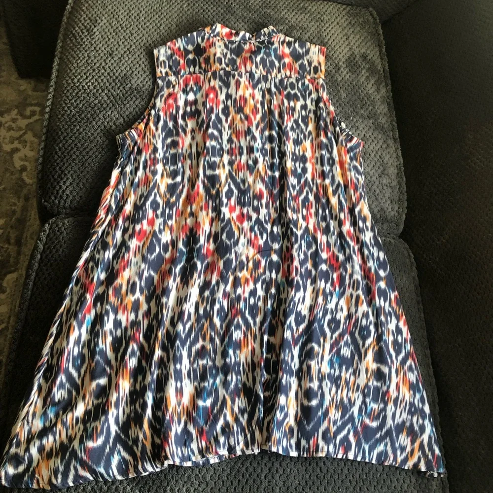Beachlunchlounge sleeveless collar button down 
Flowy  dress - Picture 2 of 5
